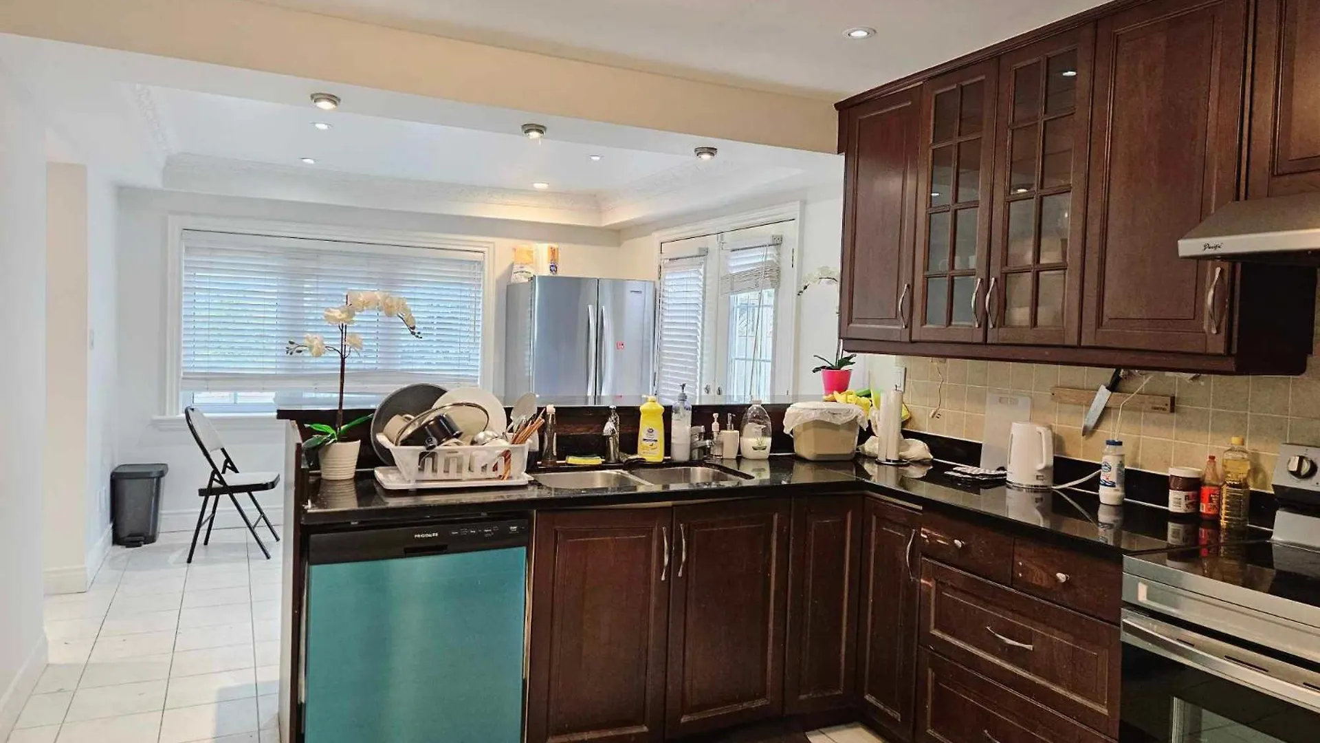 Beautiful Room At Yonge And Sheppard And North York Centre Toronto Canada