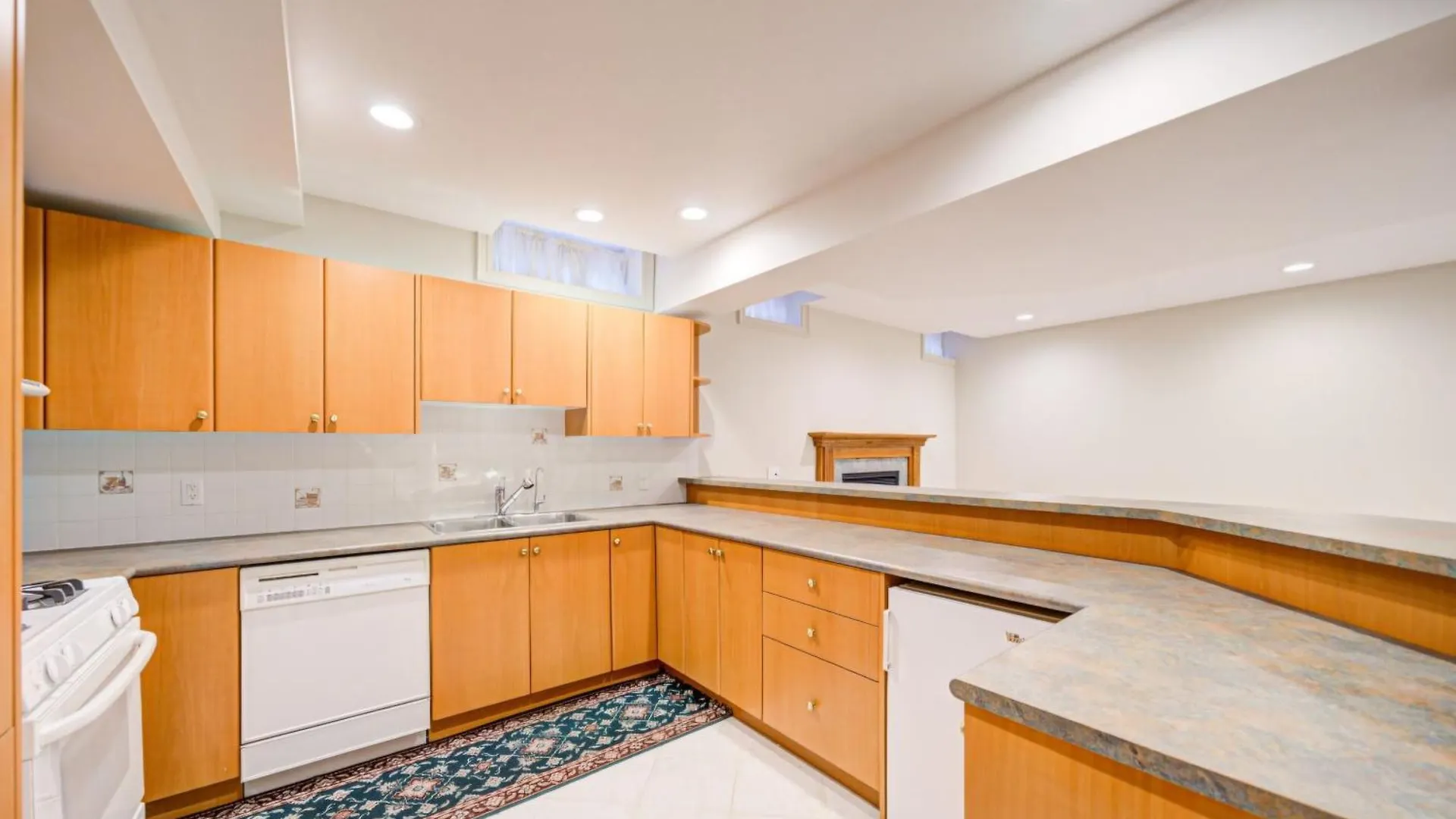 Beautiful Room At Yonge And Sheppard And North York Centre Toronto Canada