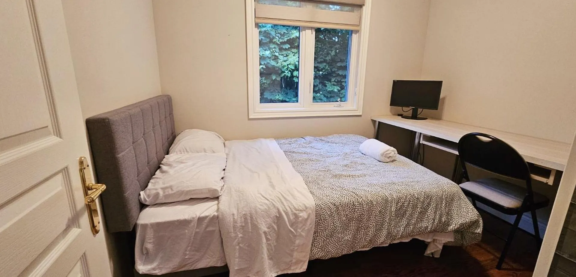 Beautiful Room At Yonge And Sheppard And North York Centre Toronto Canada
