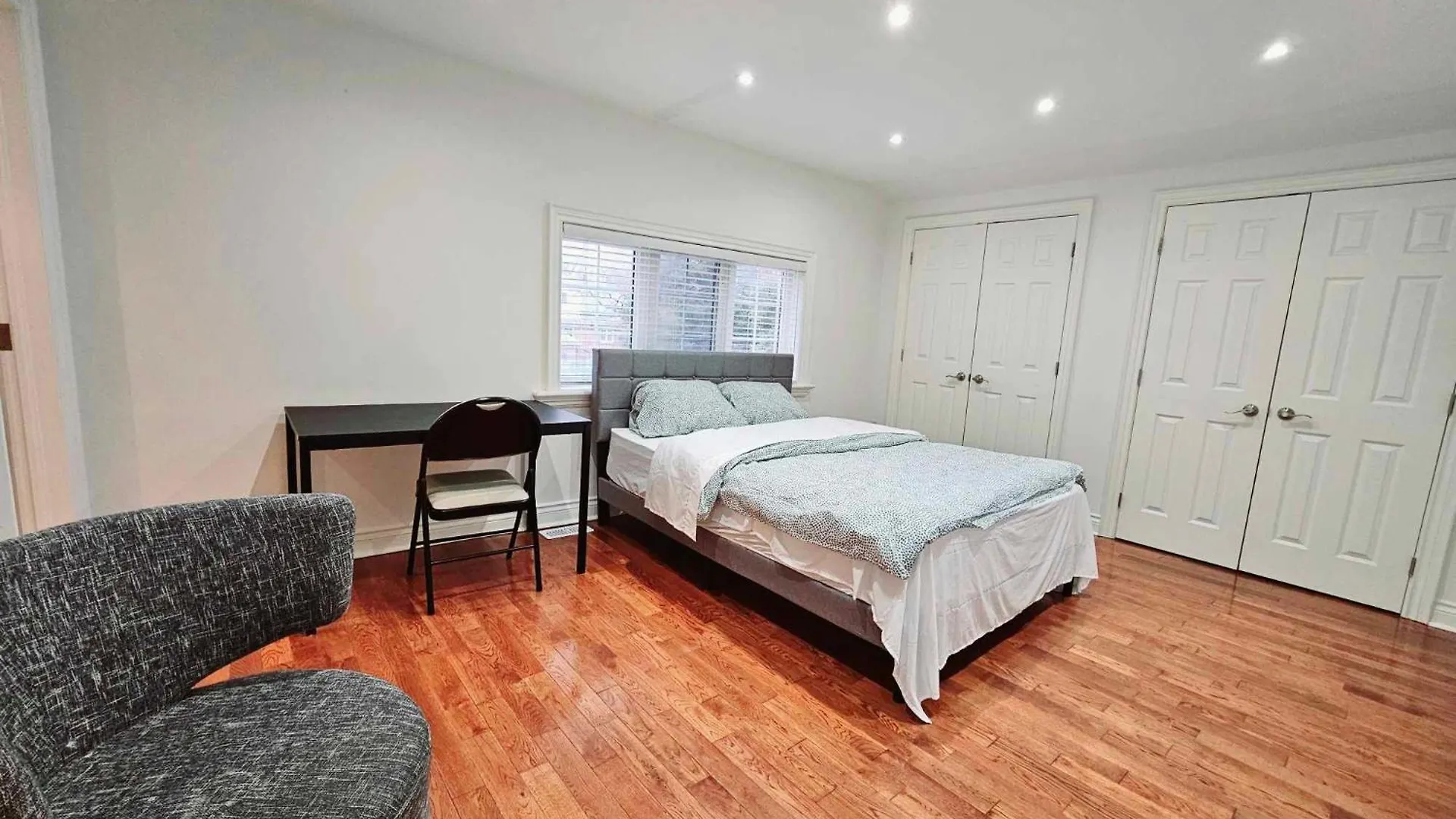 Beautiful Room At Yonge And Sheppard And North York Centre Toronto Canada